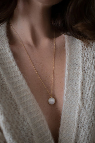 MOONSTONE | NECKLACE